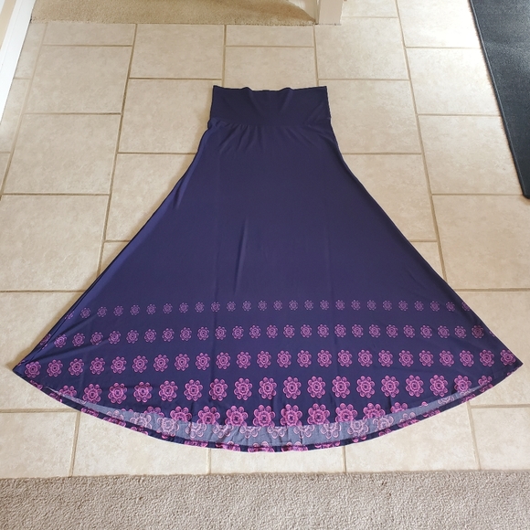 LuLaRoe Dresses & Skirts - Lularoe LLR, size Medium, Maxi Skirt/Dress, EUC